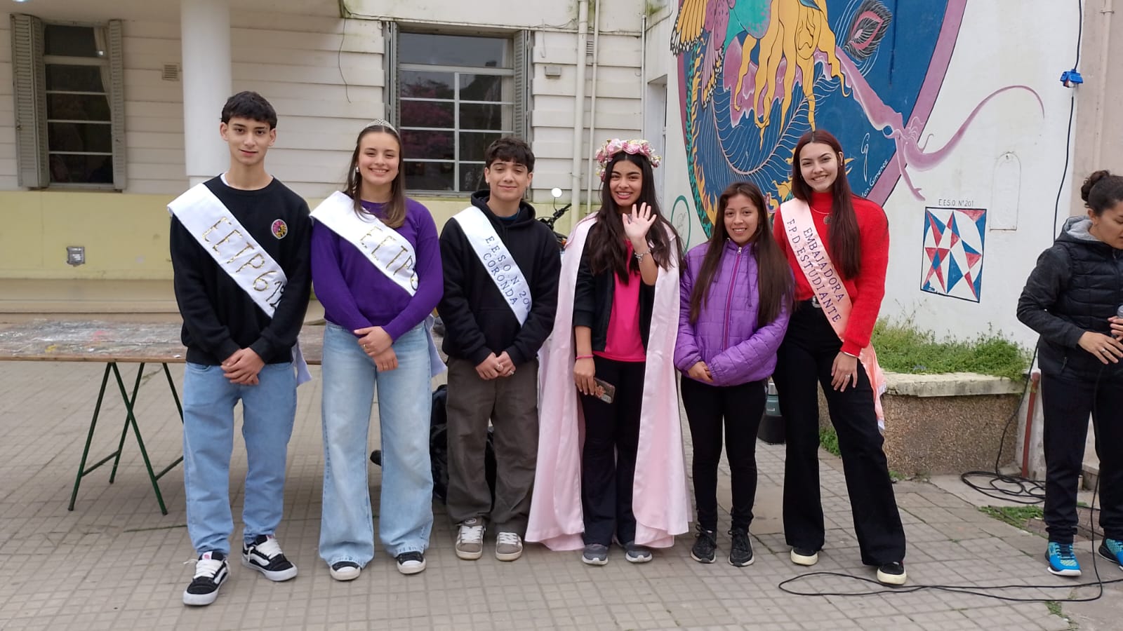 Hoy nuestros representantes visitaron la EESO N° 201